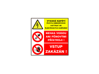 9002 - Vysoké napětí životu nebezpečno dotýkat se elektrických zařízení / Nehas vodou ani pěnovými přístroji! / Vstup zakázán!